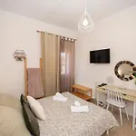 Pipetos House