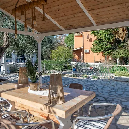 Ferienhaus Pipetos House *